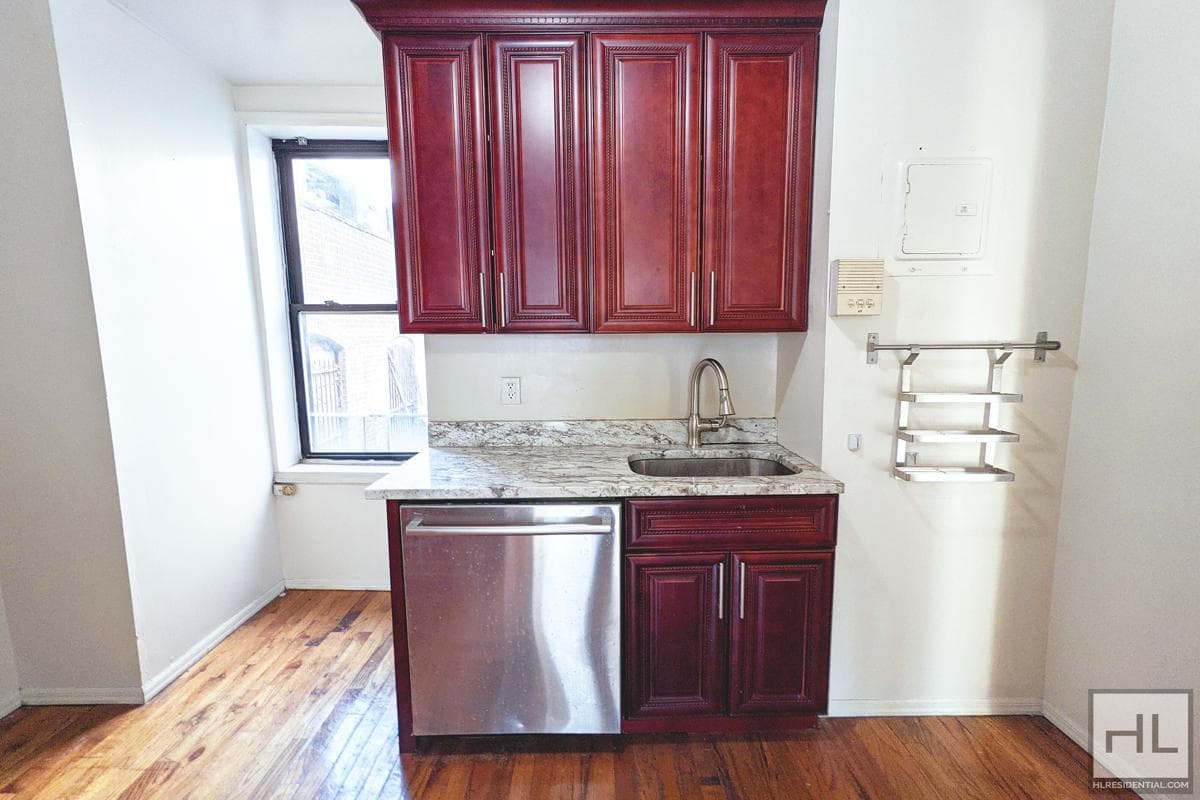 261 14 Street #1A, Brooklyn, NY 11215 100