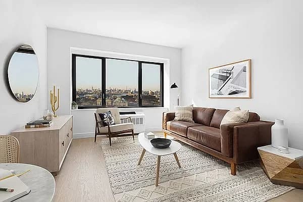 475 Clermont Avenue #0440, Brooklyn, NY 11238 apartment_living_room 1