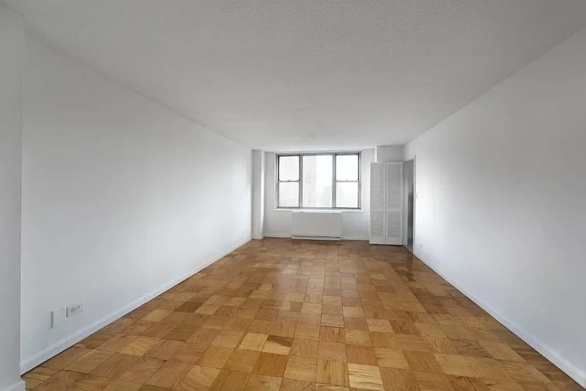 166 East 34 Street #504, Manhattan, NY 10016 apartment_living_room 1