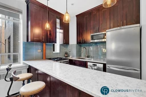 250 West 24 Street #4DW, Manhattan, NY 10011