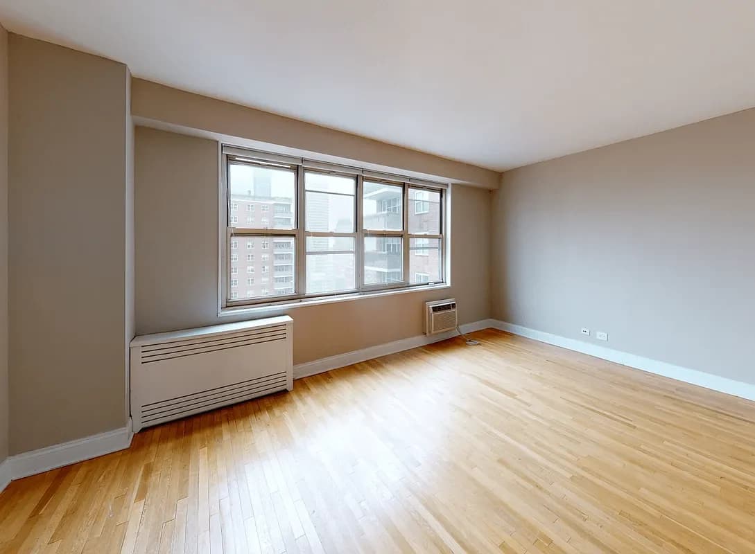 80 North Moore Street #80-36A, Manhattan, NY 10013 apartment_living_room 1