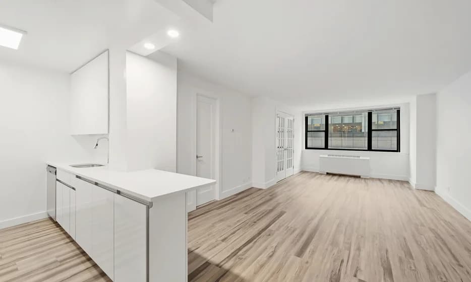 330 W 58 St #07L, Manhattan, NY 10019 1