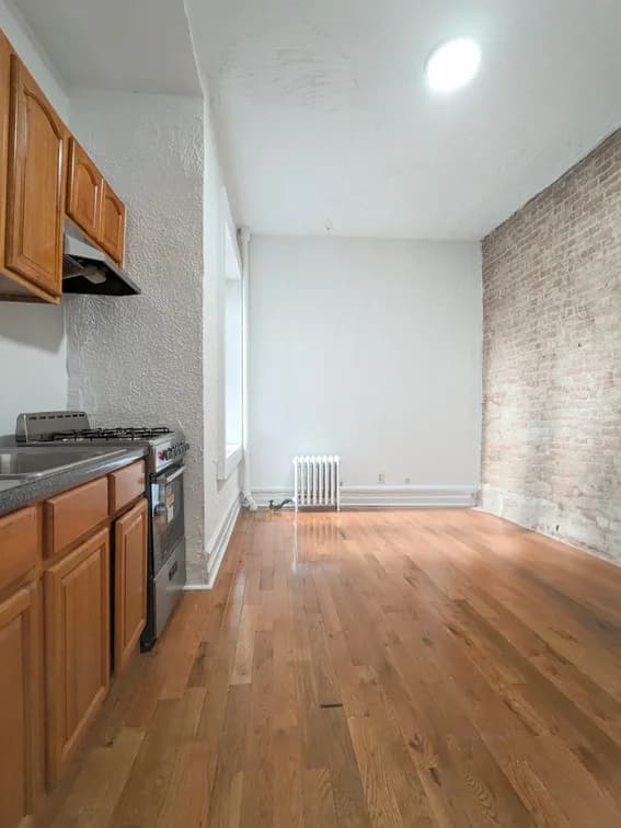 555 West 151 Street #2, Manhattan, NY 10031