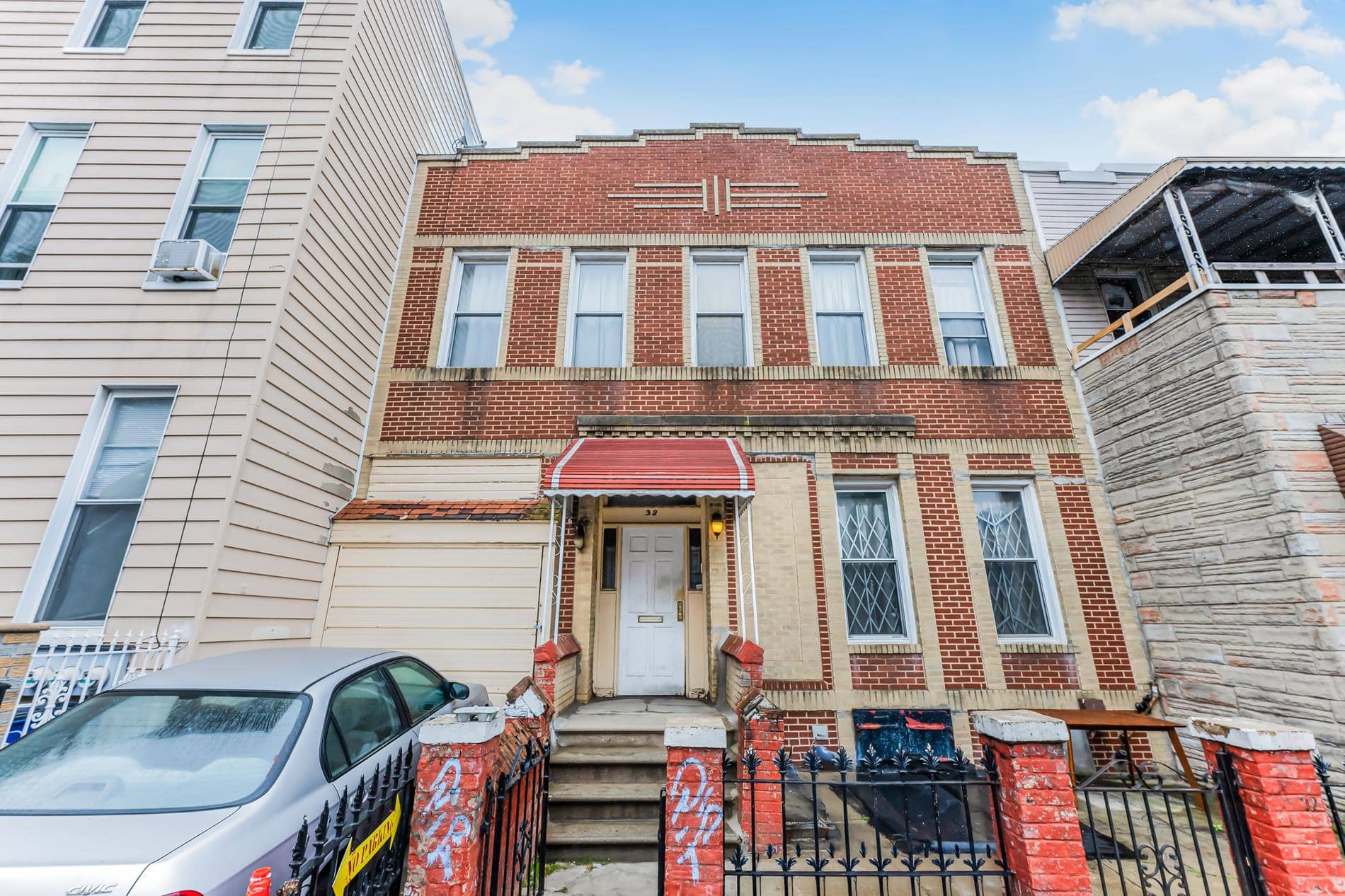 32 Arion Place