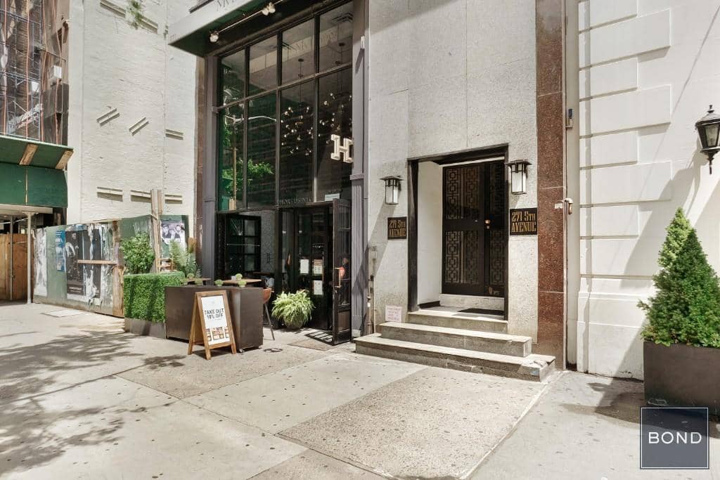271 5 Ave