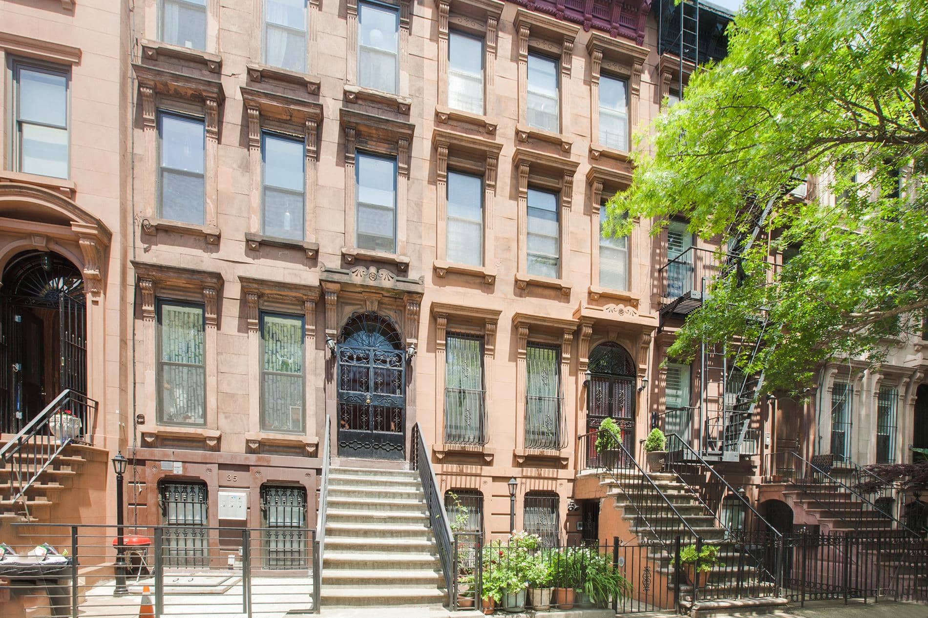 35 Monroe Street
