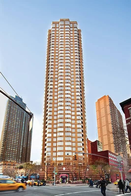 500 West 43 Street