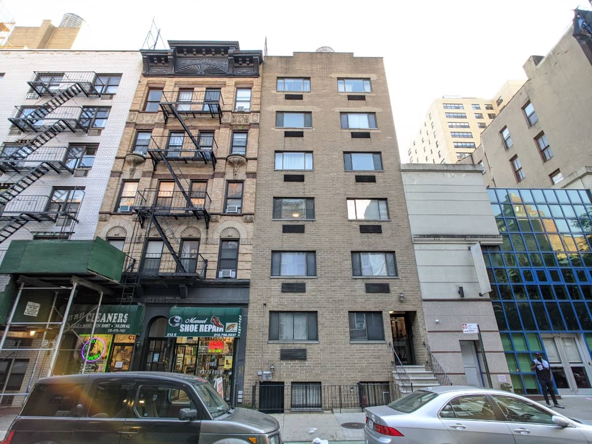 210 East 29 Street