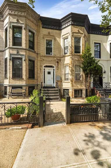 317 Bainbridge Street
