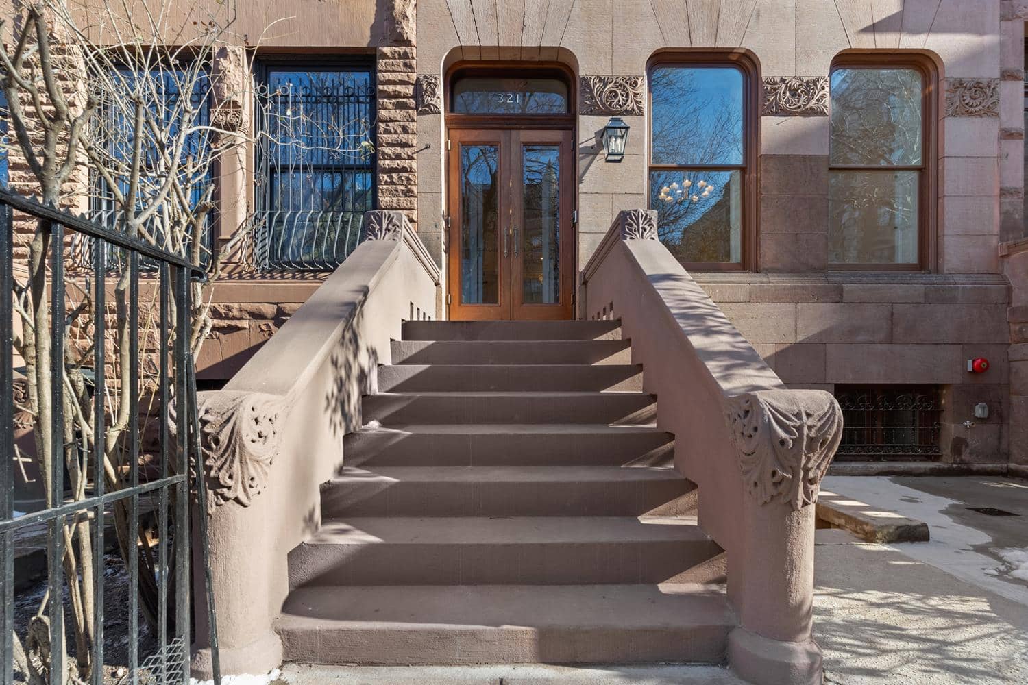 321 Convent Avenue