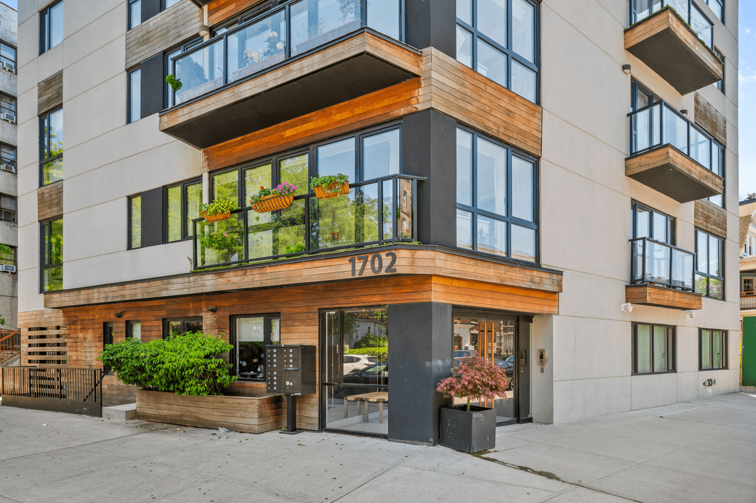 585 East 17 Street