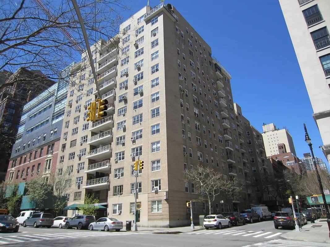 110 East End Avenue