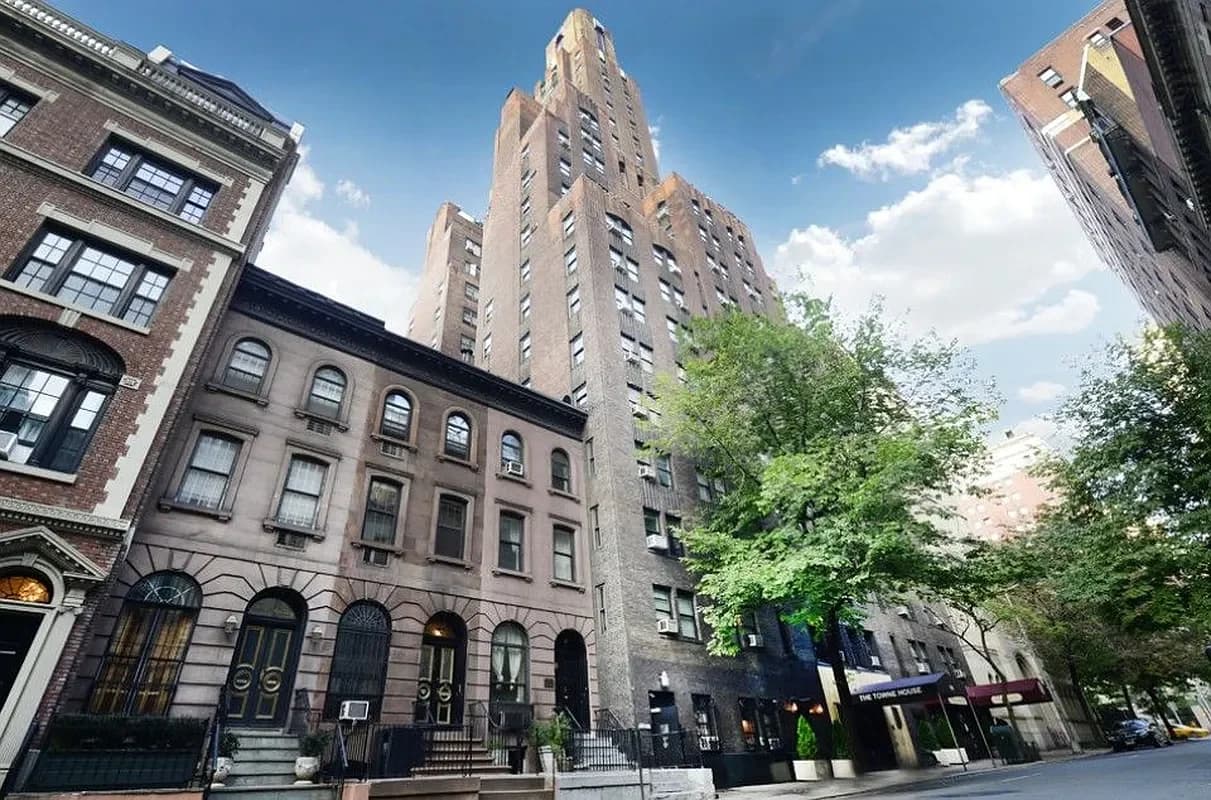108 East 38 Street