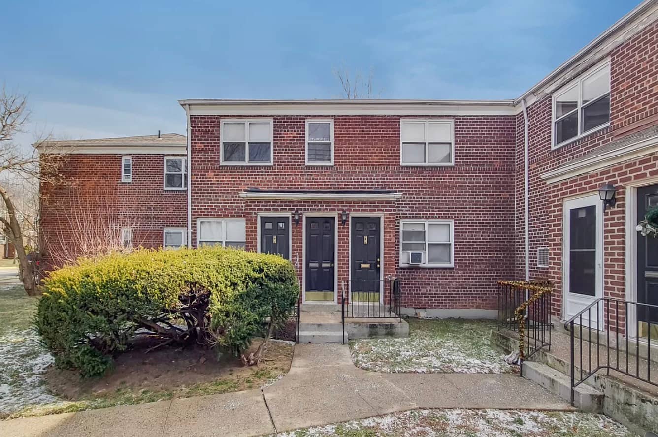 464 Howard Avenue