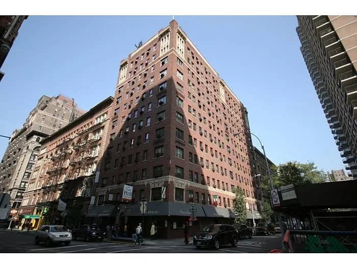 11 Waverly Place