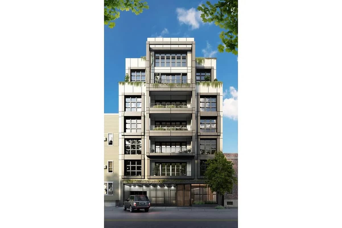 868 Lorimer Street