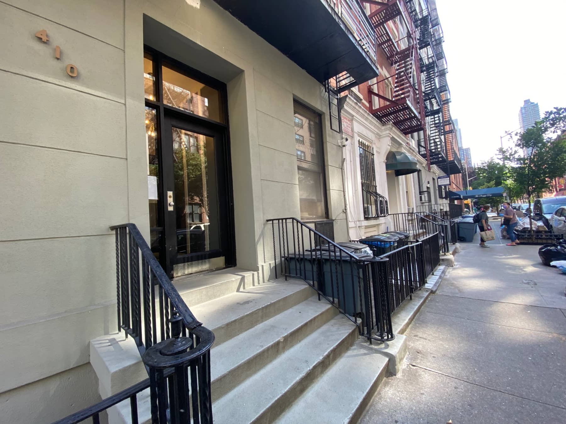 410 East 88 Street