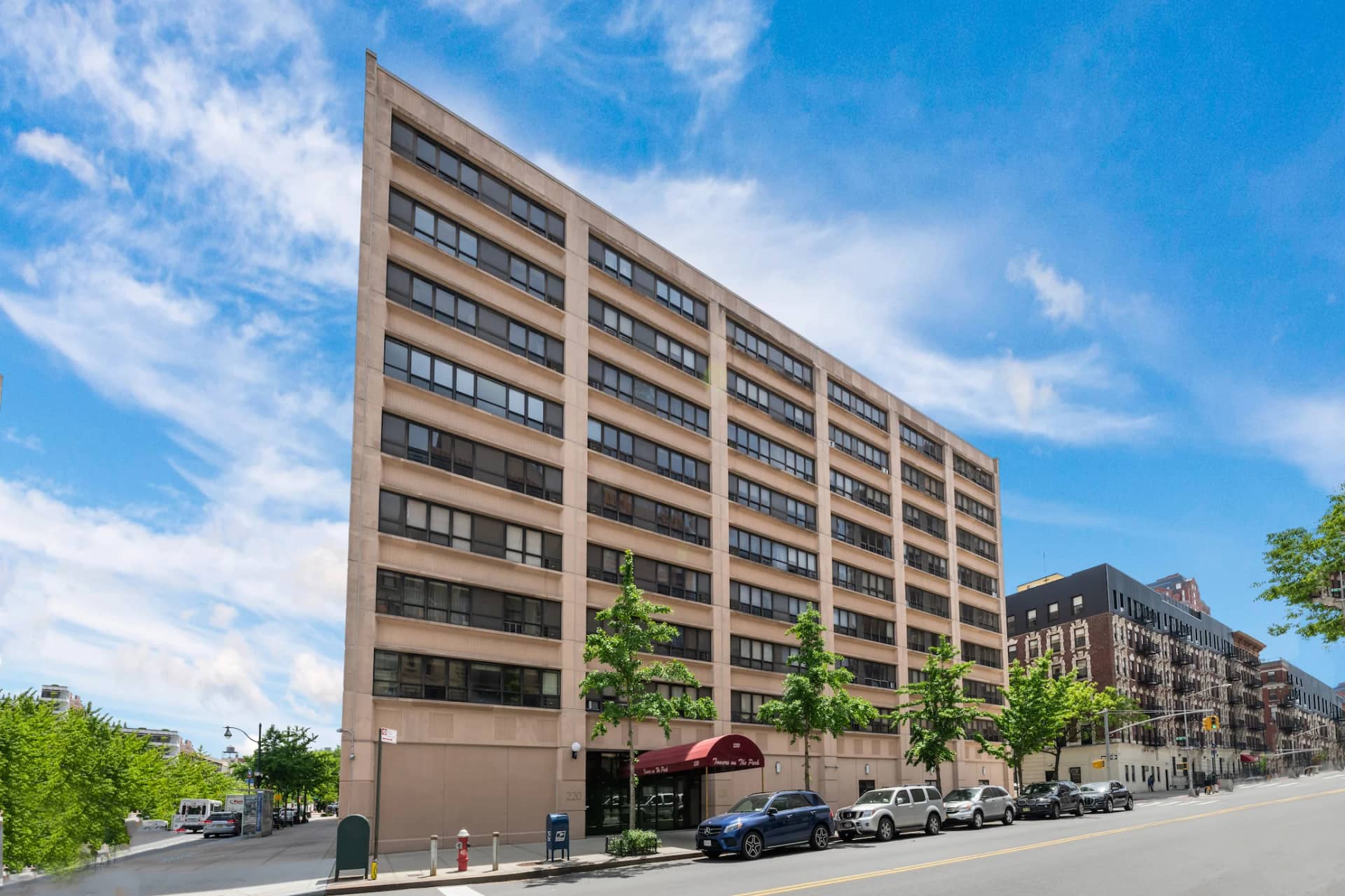 300 Cathedral Pkwy