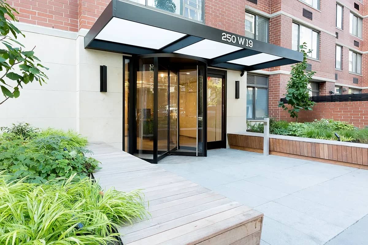 250 West 19 Street