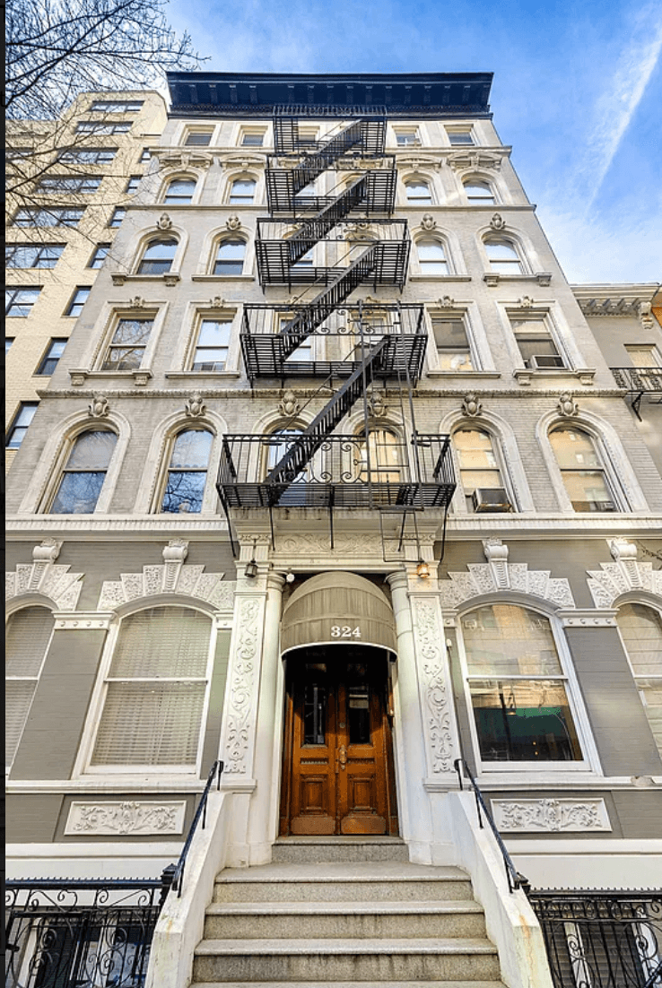 324 East 50 Street