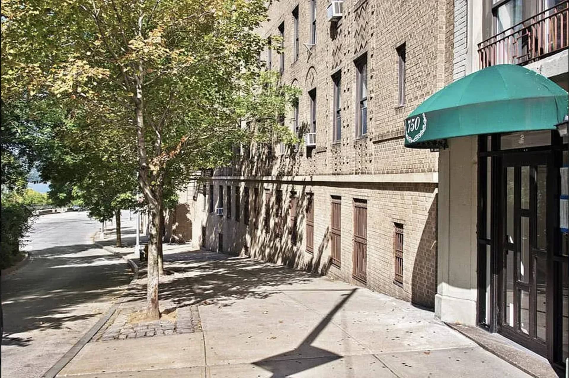 750 Riverside Drive