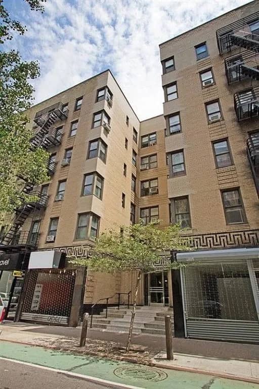 24 Clinton Street