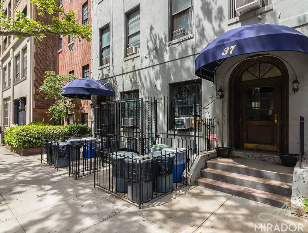 37 West 16 Street