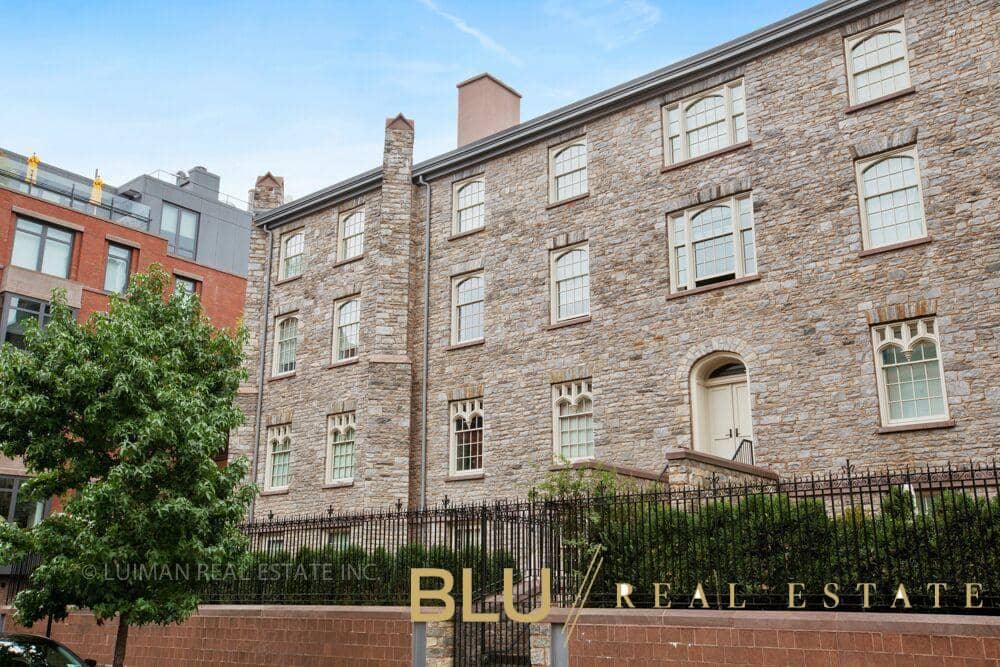 449 West 20 Street