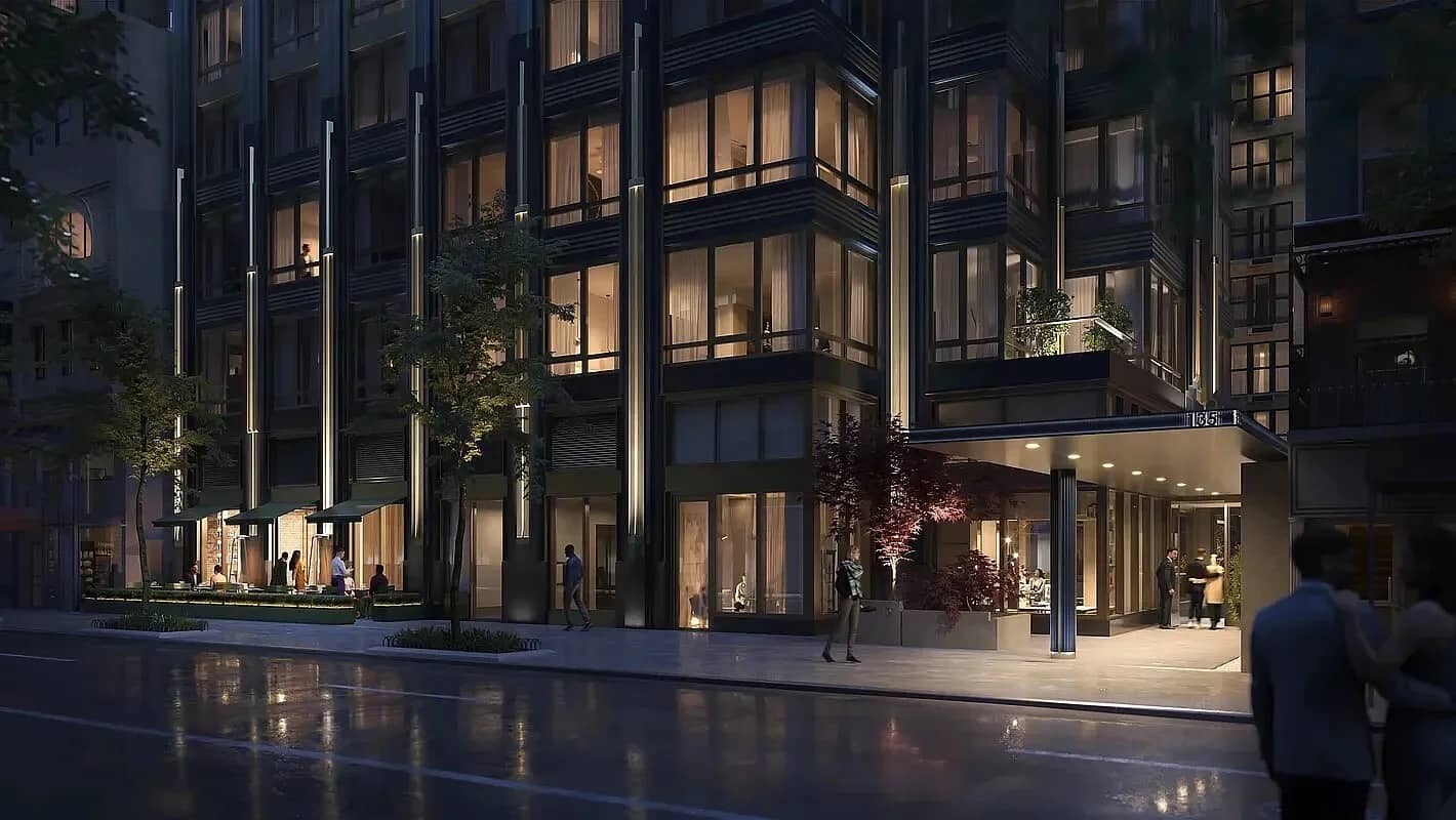 135 E 47 St