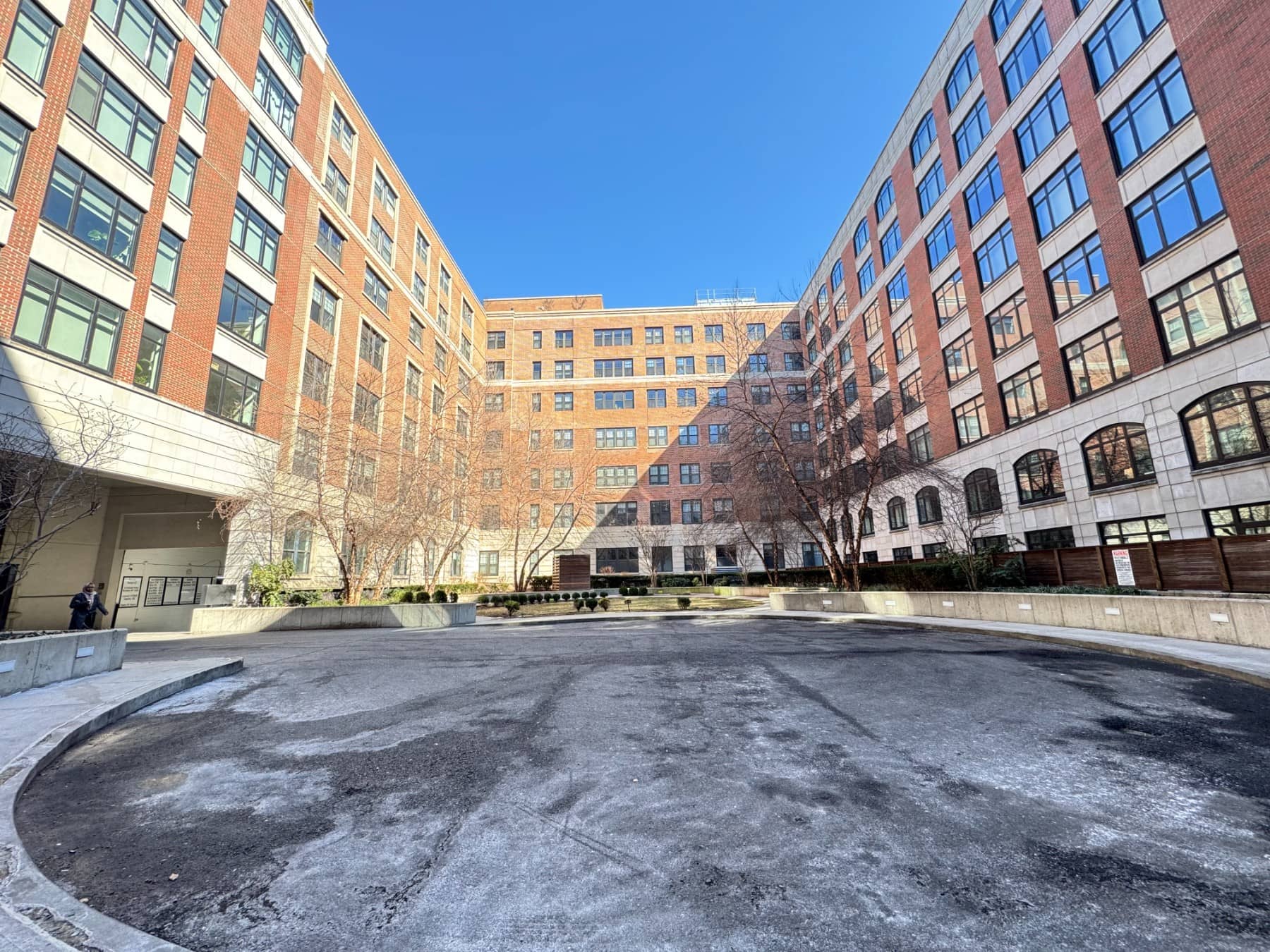 123 Parkside Avenue