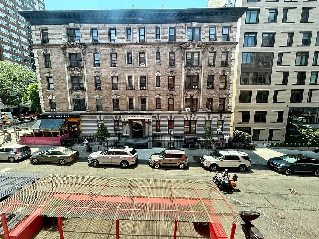 720 Amsterdam Avenue