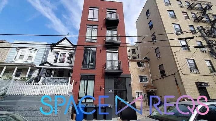 1409 Bryant Avenue