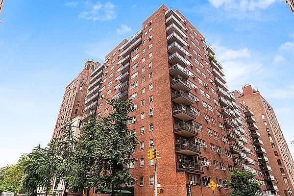 85 East End Avenue