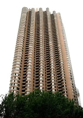 330 East 38 Street