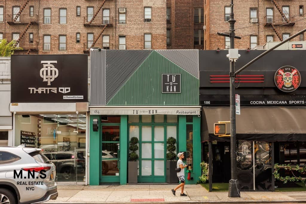 4568 Broadway