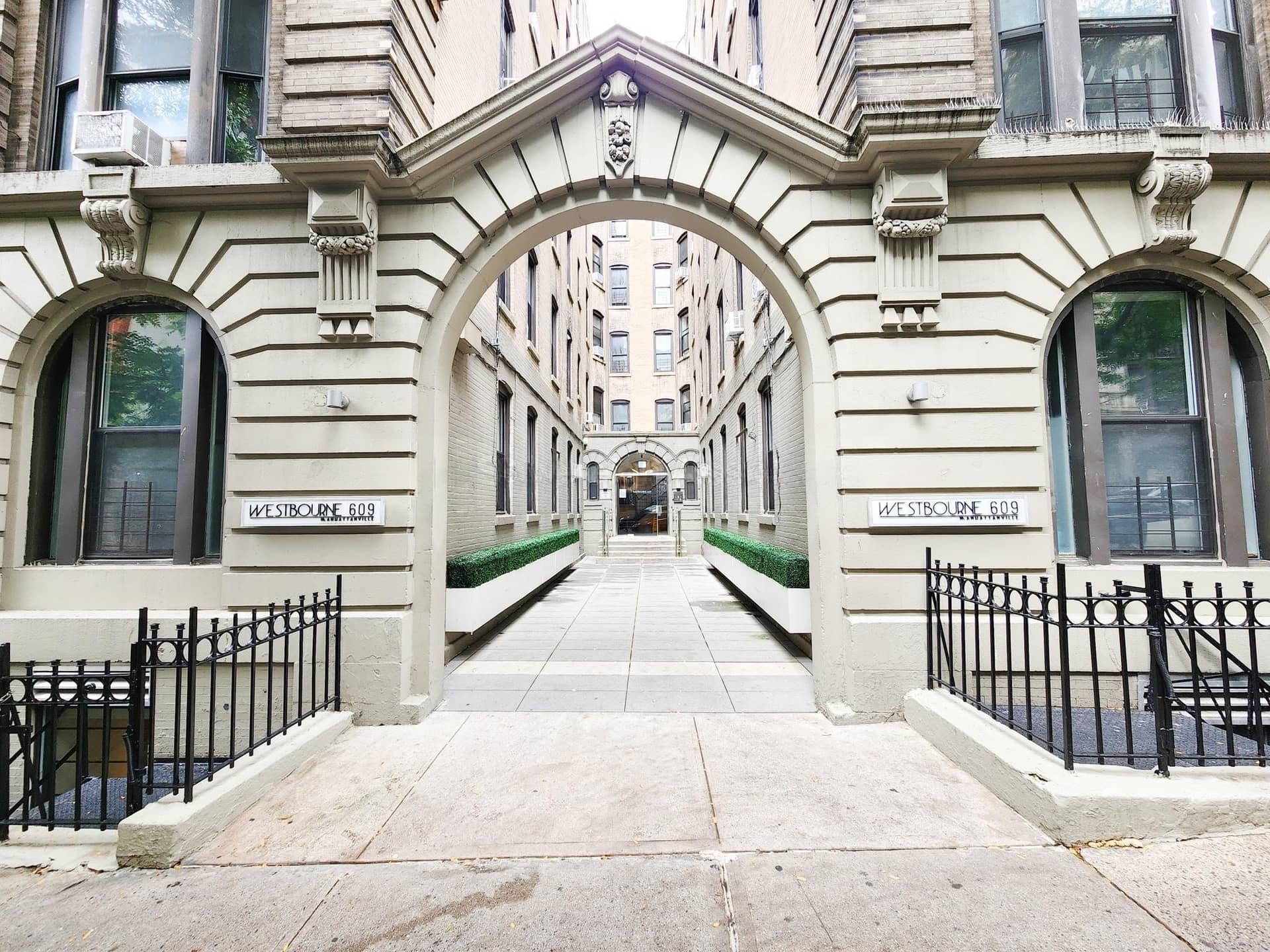 609 West 137 Street
