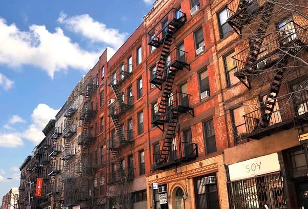 104 Suffolk Street