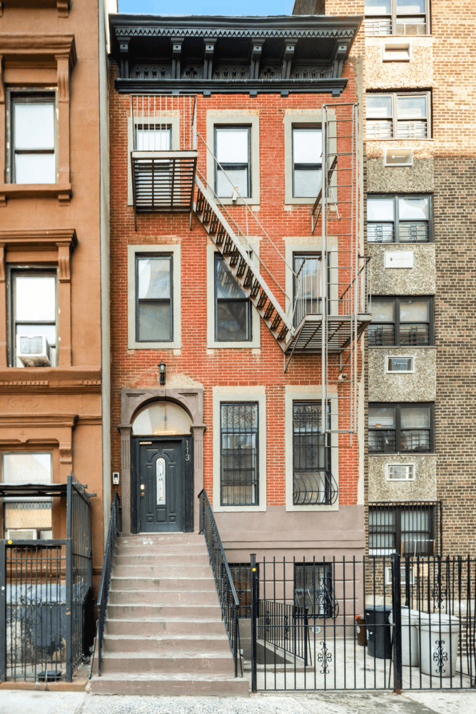 113 E 122 St