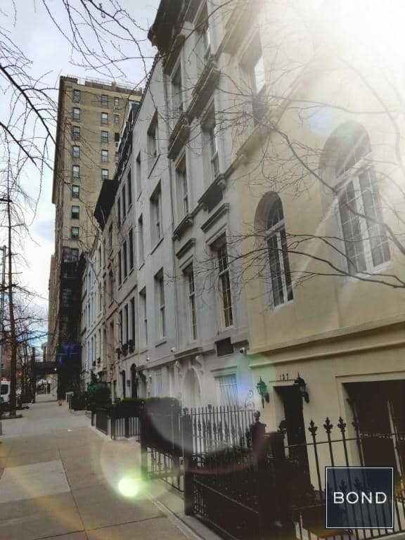 104 East 81 Street