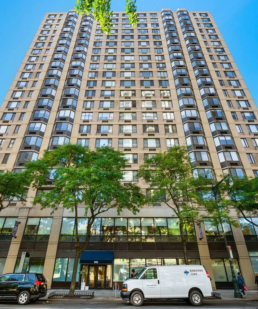 101 West 90 Street