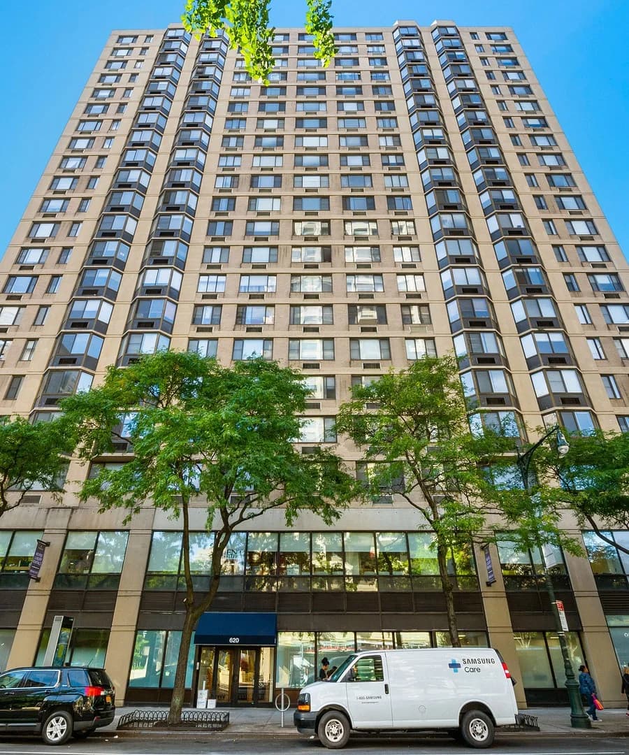 101 West 90 Street