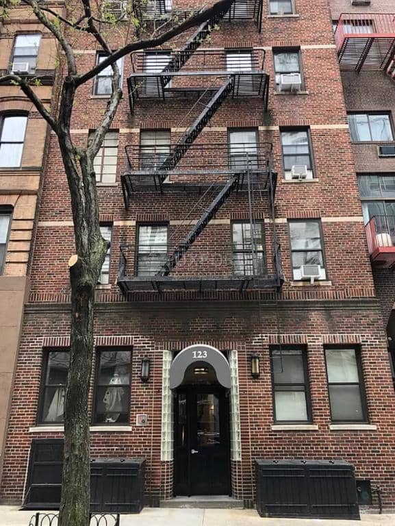 123 East 82 Street