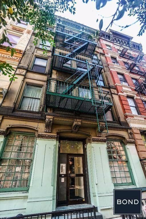 10 St Marks Place