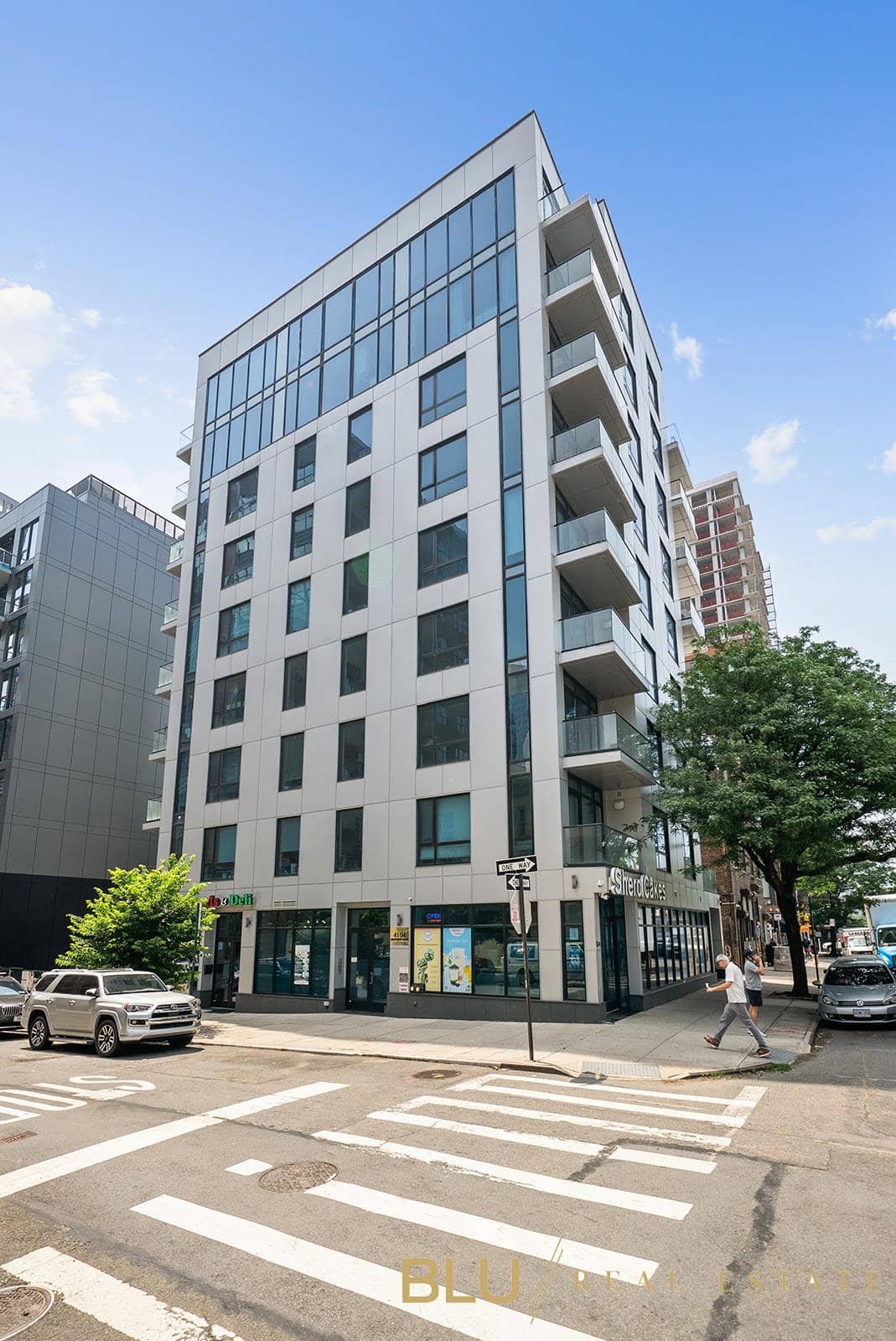 41-04 27 St