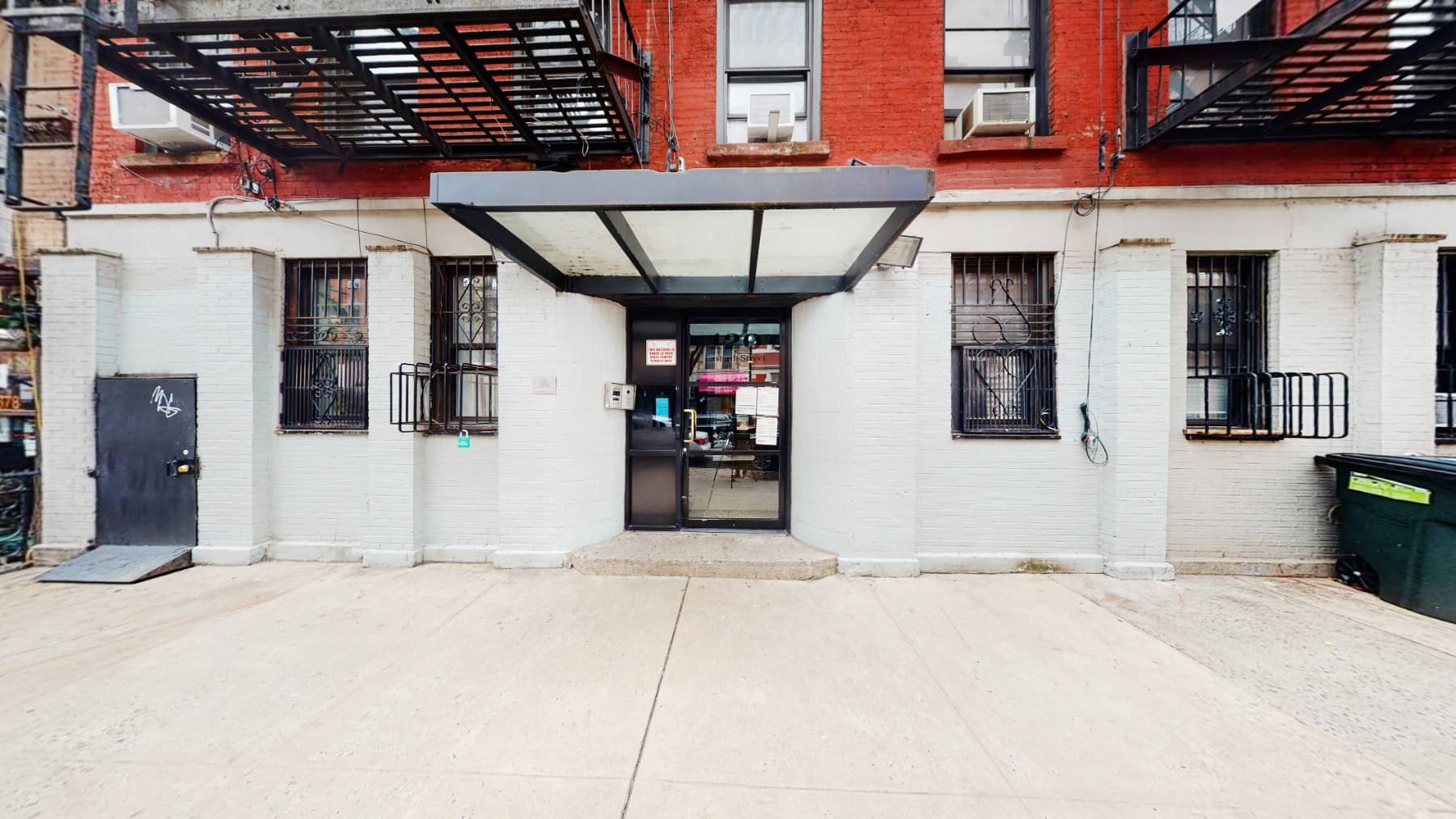 120 East 4 Street