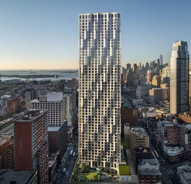11 Hoyt Street