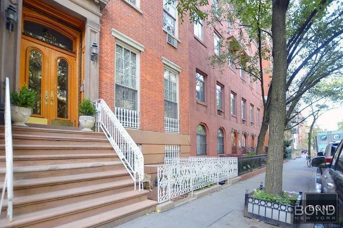 226 West 21 Street