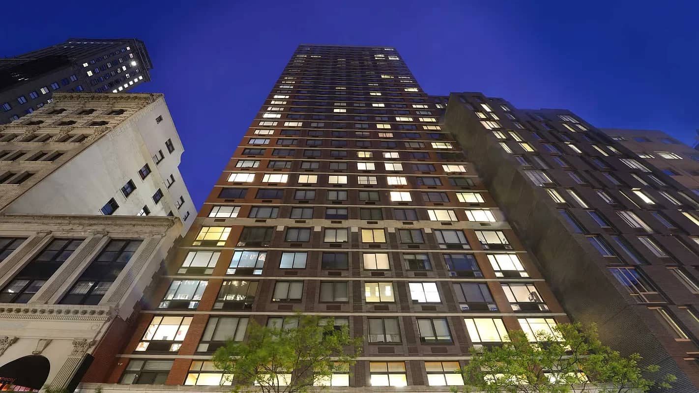 180 Montague Street