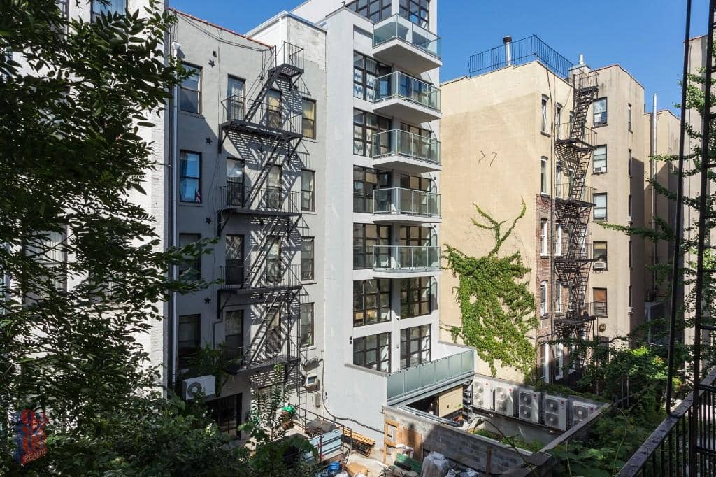 635 East 6 Street
