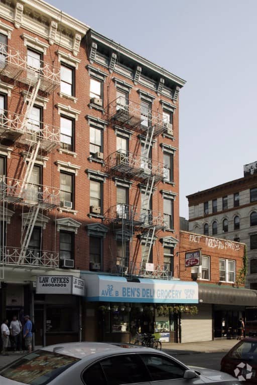 32 Avenue B